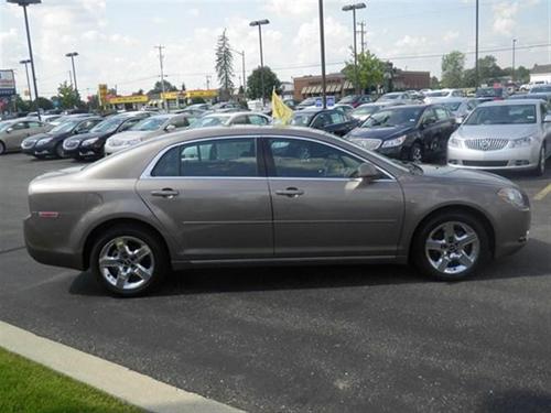 Chevrolet Malibu 2010 photo 2