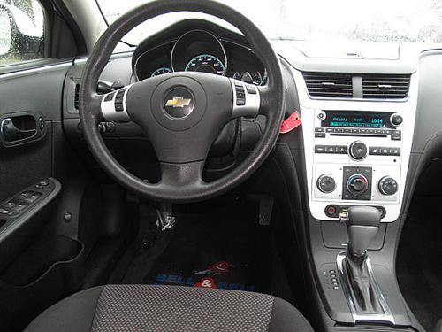 Chevrolet Malibu 2010 photo 4