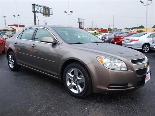 Chevrolet Malibu 2010 photo 1