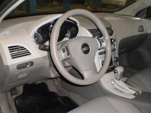 Chevrolet Malibu 2010 photo 1