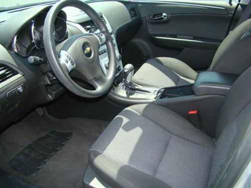 Chevrolet Malibu 2010 photo 4