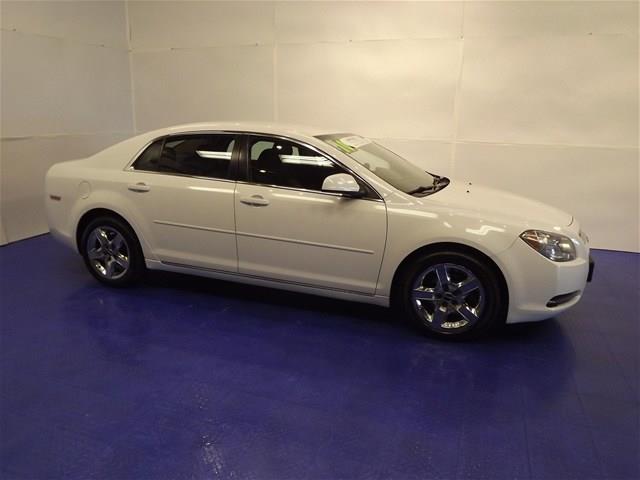 Chevrolet Malibu 2010 photo 3