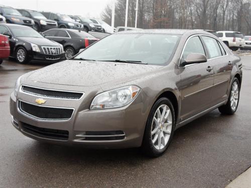 Chevrolet Malibu 2010 photo 2