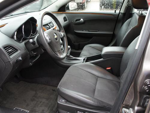 Chevrolet Malibu 2010 photo 3