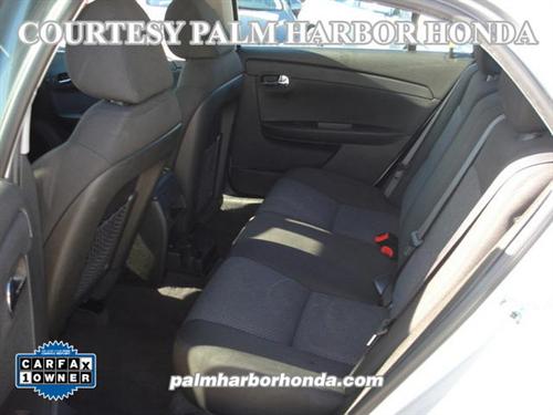 Chevrolet Malibu 2010 photo 3