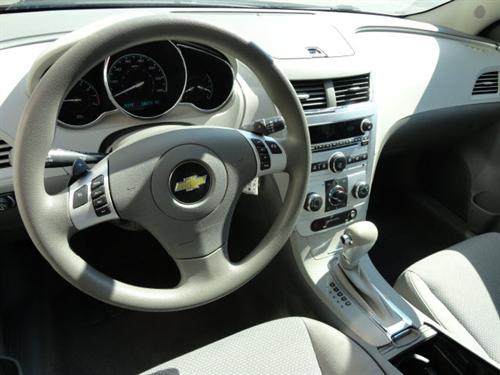 Chevrolet Malibu 4dr Sdn I4 CVT 2.5 Other