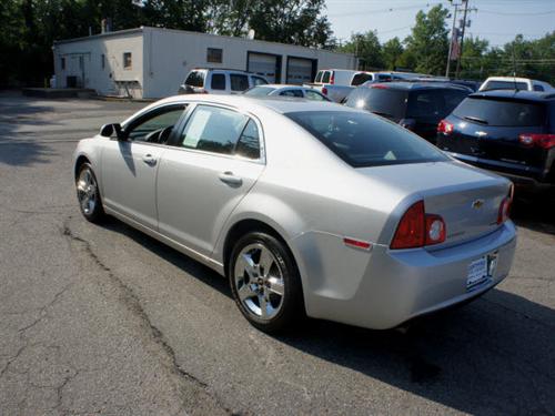 Chevrolet Malibu 2010 photo 3