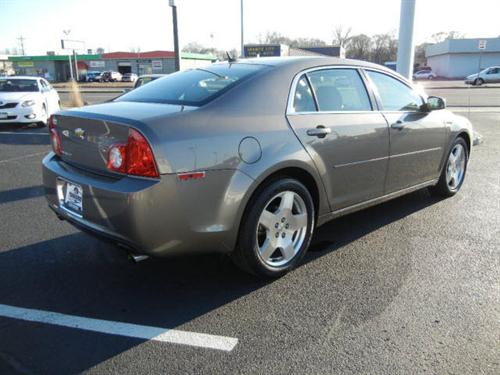 Chevrolet Malibu 2010 photo 1
