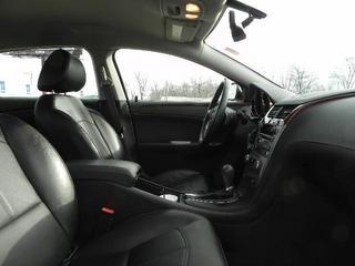 Chevrolet Malibu 2010 photo 2