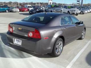 Chevrolet Malibu 2010 photo 3