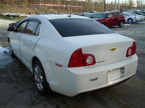Chevrolet Malibu 2010 photo 4