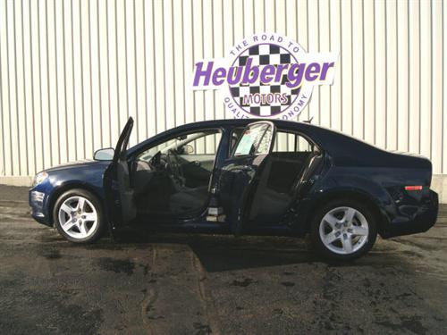 Chevrolet Malibu 2010 photo 1