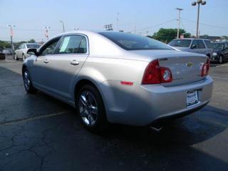 Chevrolet Malibu 2010 photo 2