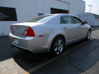 Chevrolet Malibu 2010 photo 3