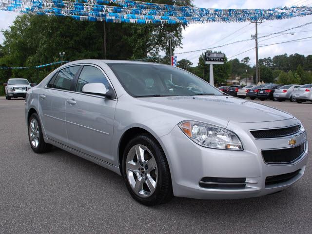 Chevrolet Malibu 2010 photo 4