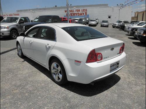 Chevrolet Malibu 2010 photo 4