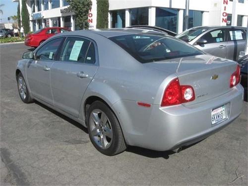 Chevrolet Malibu 2010 photo 2