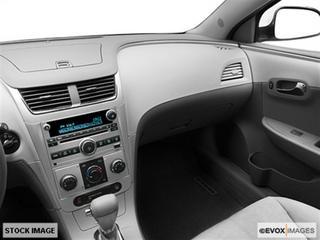 Chevrolet Malibu 2010 photo 2