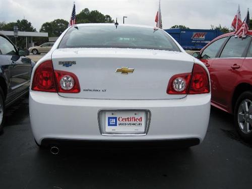 Chevrolet Malibu 2010 photo 3