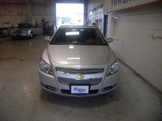 Chevrolet Malibu 2010 photo 3