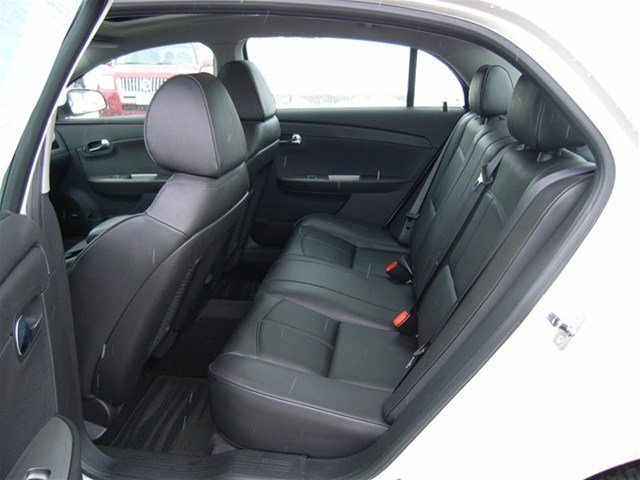 Chevrolet Malibu 2010 photo 4