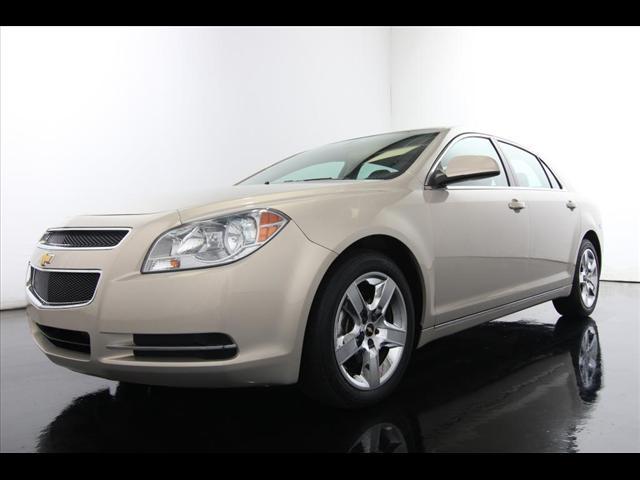 Chevrolet Malibu 2010 photo 2