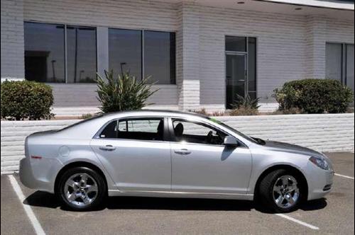 Chevrolet Malibu 2010 photo 2