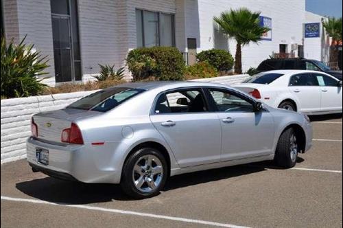 Chevrolet Malibu 2010 photo 3