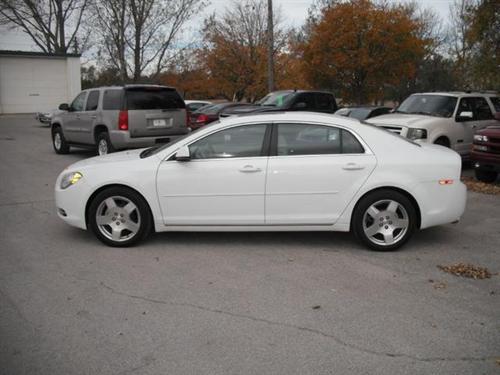 Chevrolet Malibu 2010 photo 2