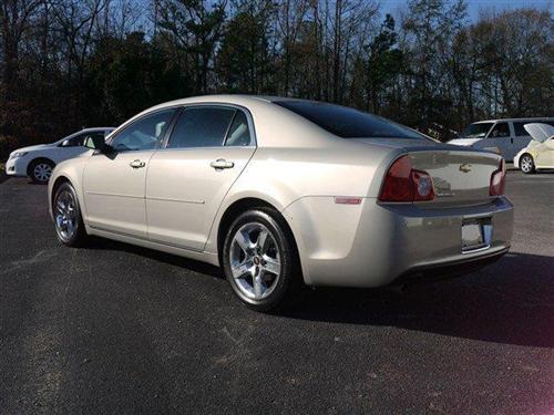 Chevrolet Malibu 2010 photo 2