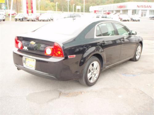 Chevrolet Malibu 2010 photo 3