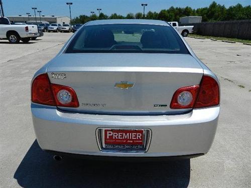 Chevrolet Malibu 2010 photo 1