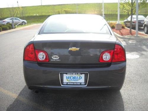 Chevrolet Malibu 2010 photo 4