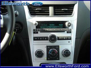 Chevrolet Malibu 2010 photo 1