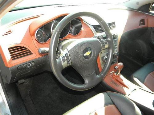 Chevrolet Malibu 2010 photo 4