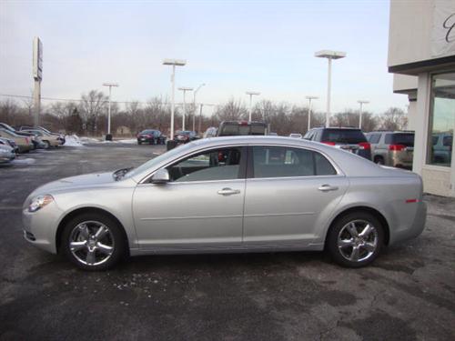 Chevrolet Malibu 2010 photo 2