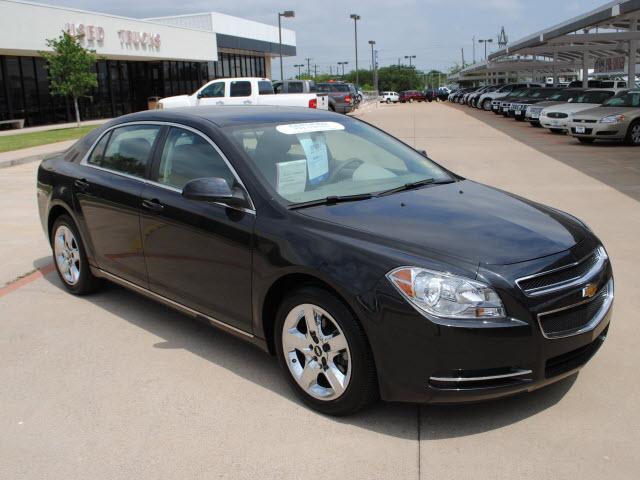 Chevrolet Malibu 2010 photo 1