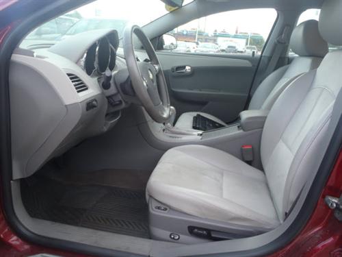 Chevrolet Malibu 2010 photo 1