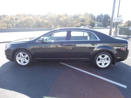 Chevrolet Malibu 2010 photo 3