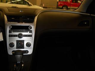 Chevrolet Malibu 2010 photo 1