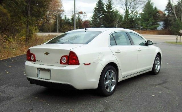 Chevrolet Malibu 2010 photo 1
