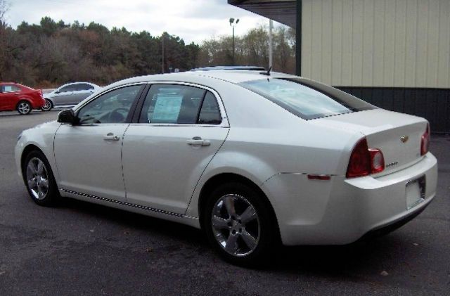 Chevrolet Malibu 2010 photo 3