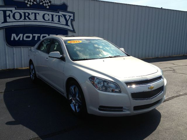 Chevrolet Malibu 2011 photo 4