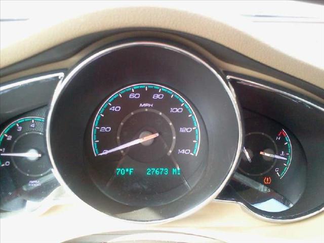 Chevrolet Malibu 2011 photo 4