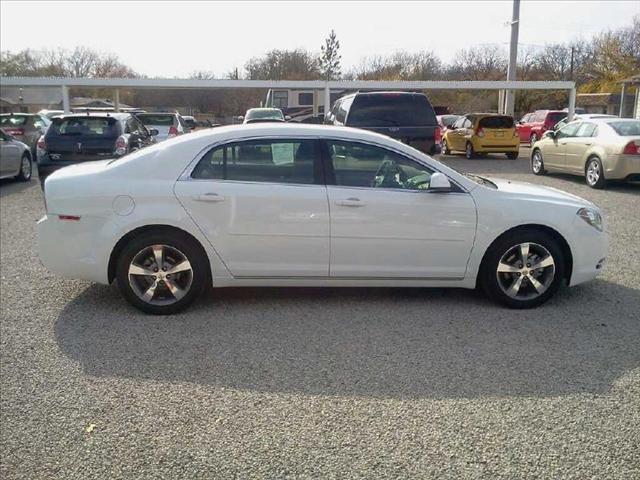 Chevrolet Malibu 2011 photo 1