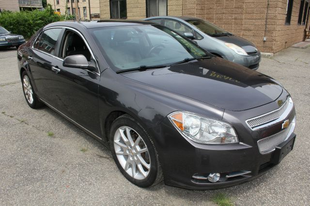 Chevrolet Malibu 2011 photo 3
