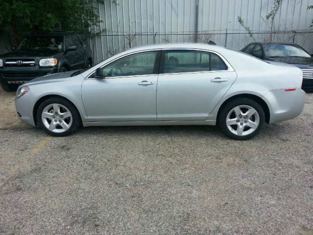 Chevrolet Malibu 2011 photo 1