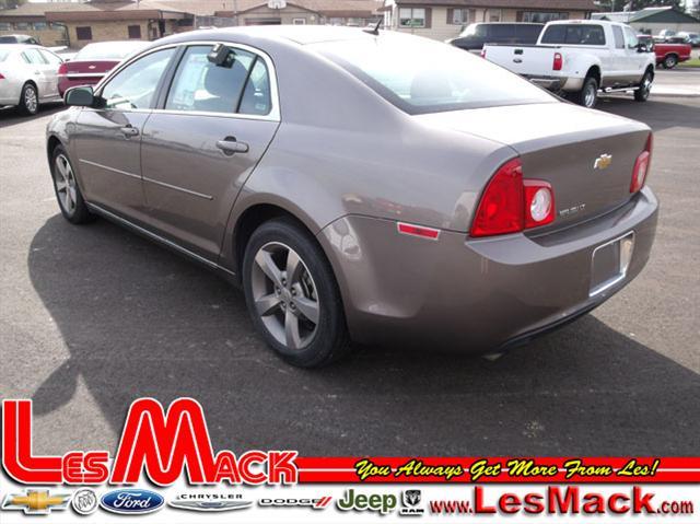 Chevrolet Malibu Supercab XL Sedan