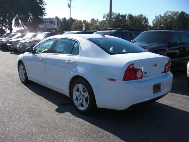 Chevrolet Malibu 2011 photo 1