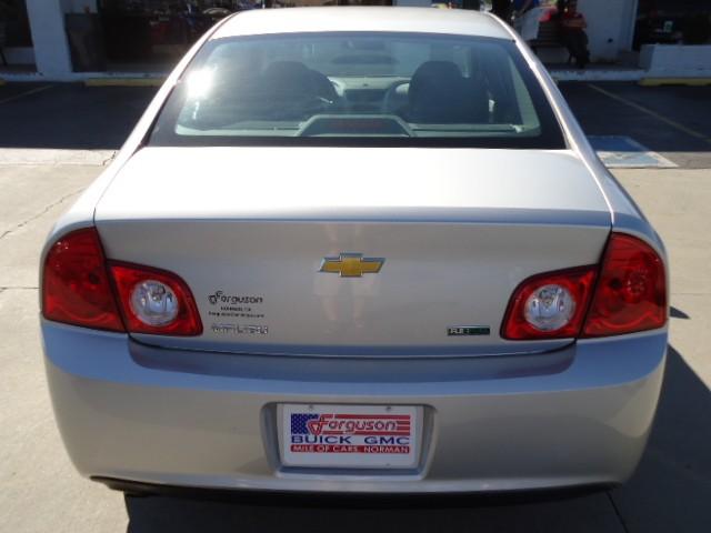 Chevrolet Malibu 2011 photo 5